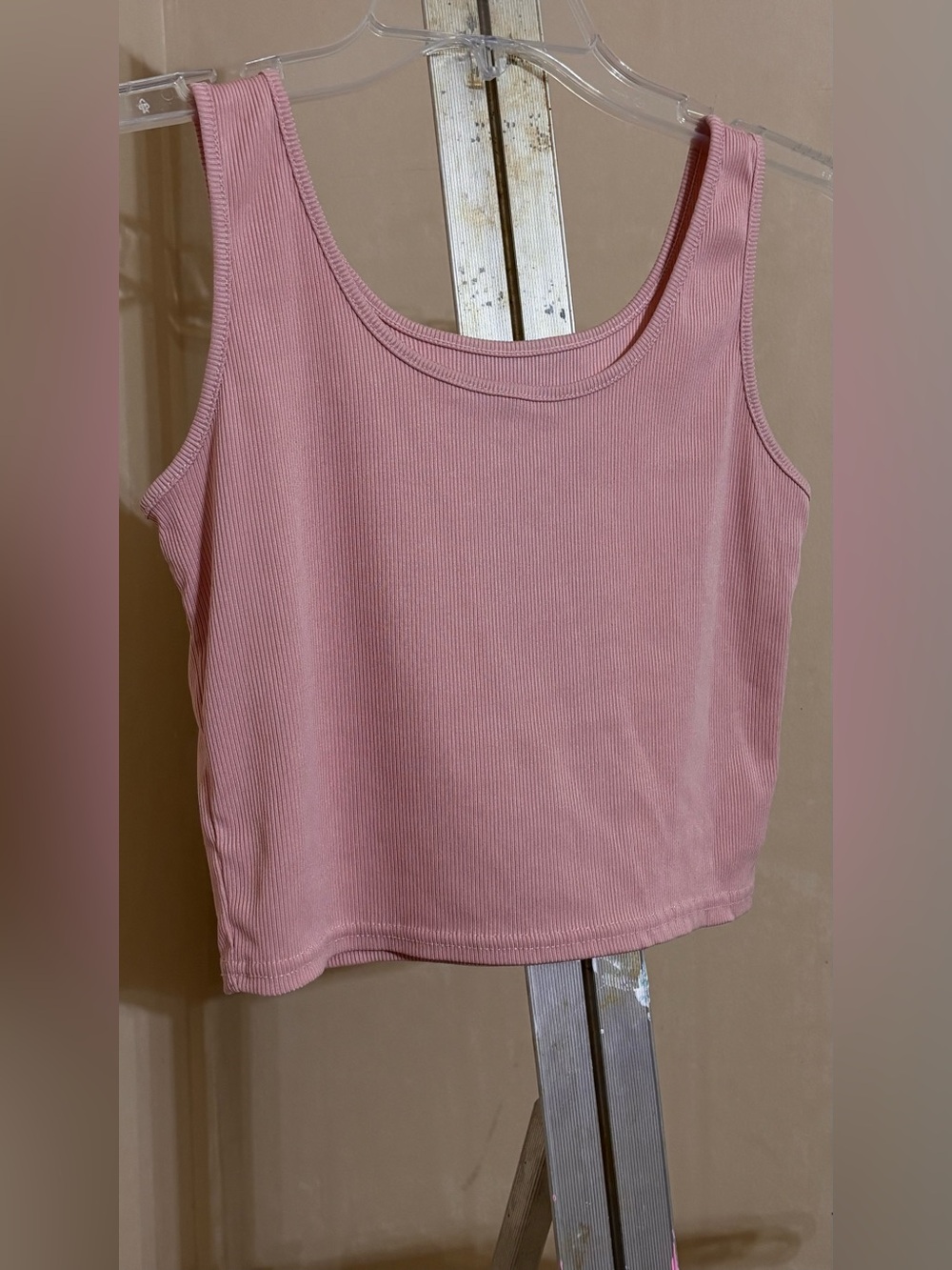 Source Unknown Dusty Rose Ribbed Crop Tank - Picture 2 of 3